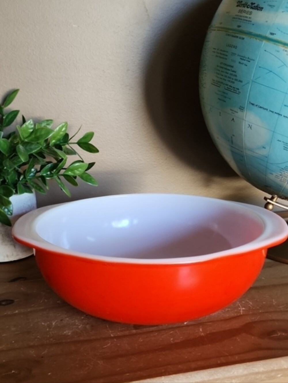 Vintage Pyrex 024 Casserole Dish